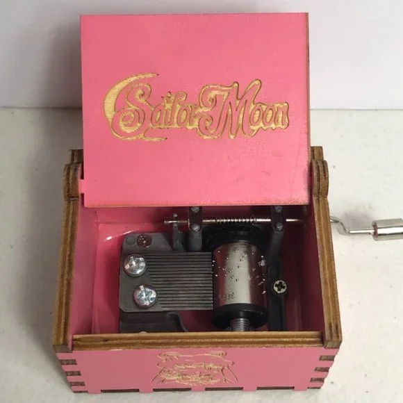 Sailor Moon Pink Hand Crank Wooden Music Box - Picture 1 of 10